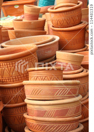 clay flower pots on shop clay flower pots on shop 114481319