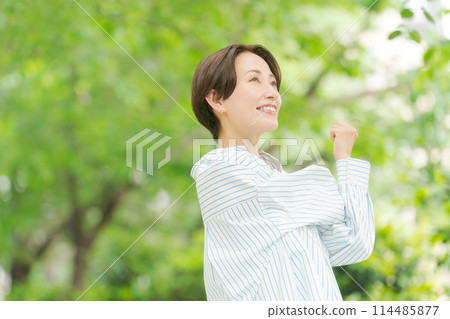 一位女性刷新自己的新紀錄 114485877