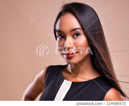 Young lady's portrait 114486572