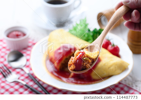 Omelet rice Western food 114487773