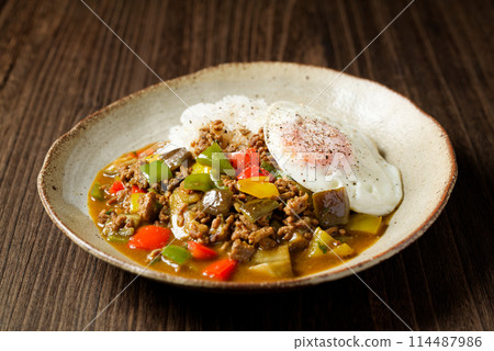 辣椒油咖哩 114487986