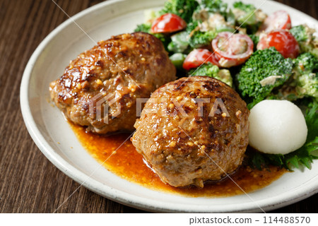 Japanese style hamburger steak 114488570