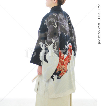 穿著和服的成年男子 114490755