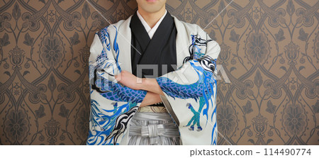 A man in armor 114490774