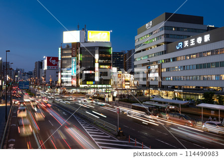 JR Tennoji Station Tanimachi-suji night view early hours [same angle 1/2] 114490983