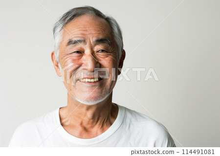 日本祖父肖像（年長、老人、敬老日、父親節） 114491081