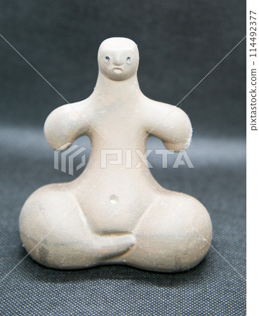 Tara Idol. Terracotta figure identified with the fertility cult. Gran Canaria  114492377