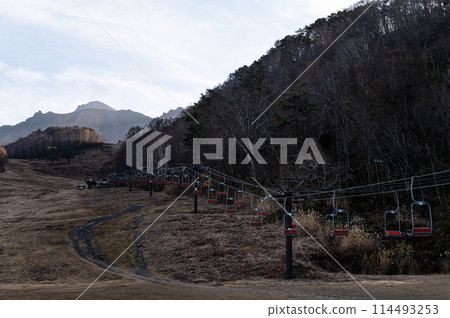 Fall ski resort Fall ski resort 114493253