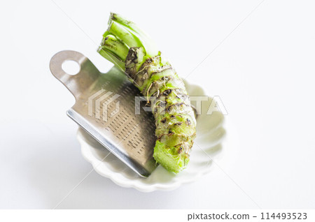 Fresh wasabi and a grater 114493523