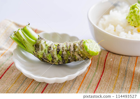 raw wasabi 114493527