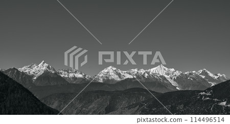 meili snow mountains in black and white meili snow mountains in black and white 114496514