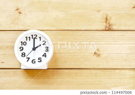Clock time 2 o'clock 14 o'clock 2:00 14:00 Clock time 2 o'clock 14 o'clock 2:00 14:00 114497006