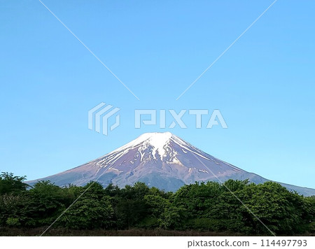山梨縣/富士山的雪景 114497793