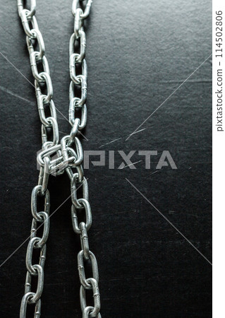 Strong chain black background 114502806