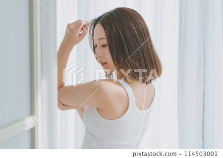 女生 女孩 女性 114503001