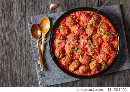 Albondigas, mexican meatballs in dish, top view Albondigas, mexican meatballs in dish, top view 114505401