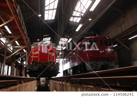 ED75-757 and DE10-1124 arrived at Aizu-Wakamatsu Transportation District (@photo session)_Photo taken on 2024/4/13 ED75-757 and DE10-1124 arrived at Aizu-Wakamatsu Transportation District (@photo session)_Photo taken on 2024/4/13 114506241