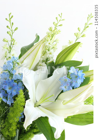 Casablanca (white lily) bouquet Casablanca (white lily) bouquet 114508335