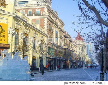 Zhongyang St., Harbin, China, in mid-winter 114509015