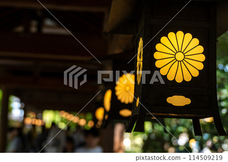 冰川神社的燈籠 114509219