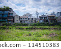 Residential area of Kyoto with a river 114510383