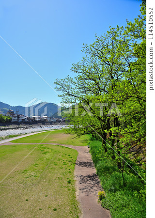 <Gifu Prefecture> Gero Onsen hot spring town and Hida River 114510552