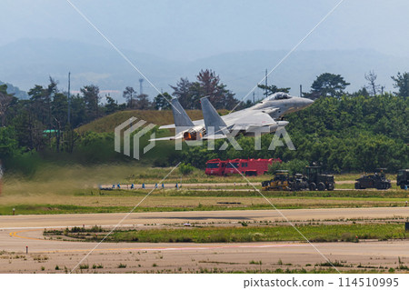 戰鬥機起飛 114510995