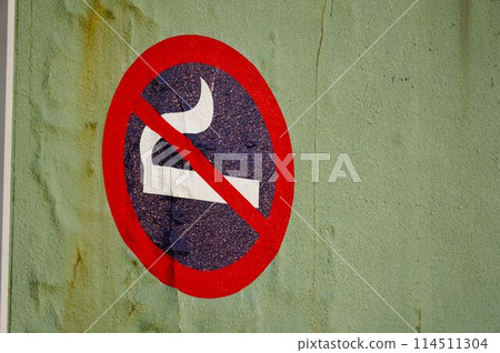 Smoking sign 114511304