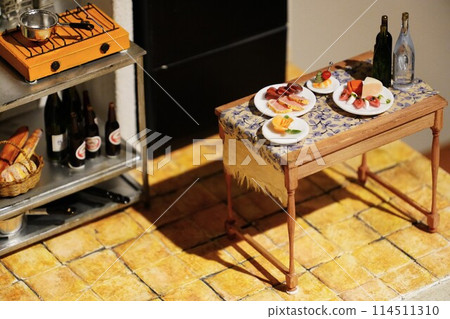 Miniature Dining Room Miniature Dining Room 114511310