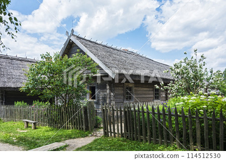 Rural architecture. An old rural log hut. 114512530