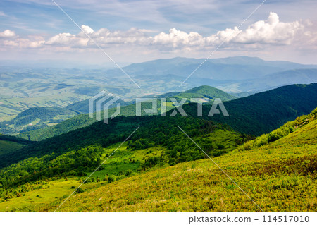 mountainous carpathian landscape of ukraine in summer. view from mountain pikui. borzhava ridge in the far distance 114517010