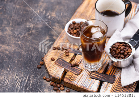 Espresso tonic, trendy coffee drink Espresso tonic, trendy coffee drink 114518815