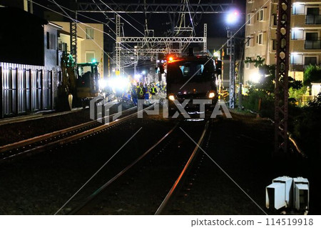 A fierce battle in the middle of the night... Track switching work underway for elevated tracks "Kasukabe to Kita-Kasukabe Station" Up Line 114519918
