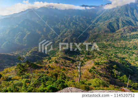 From Taiko Rock, Yakushima, offshore Alps (Autumn) From Taiko Rock, Yakushima, offshore Alps (Autumn) 114520752