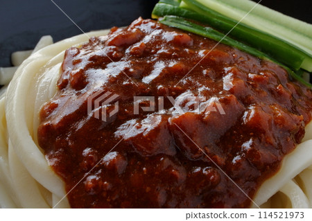 炸醬麵 炸醬烏龍麵 114521973