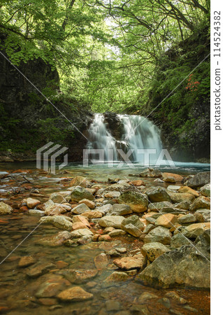 Oizumi Falls 114524382