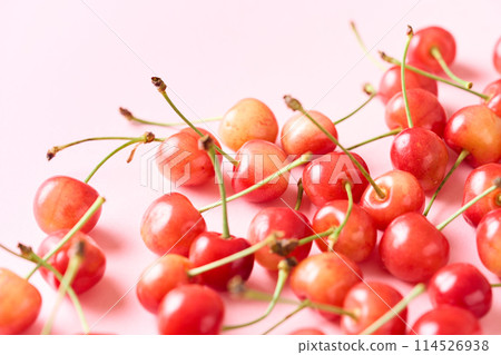 Cherries Sato Nishiki from Yamagata Prefecture 114526938