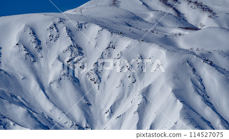 白雪覆蓋的山脊，山脊線，北阿爾卑斯山 114527075