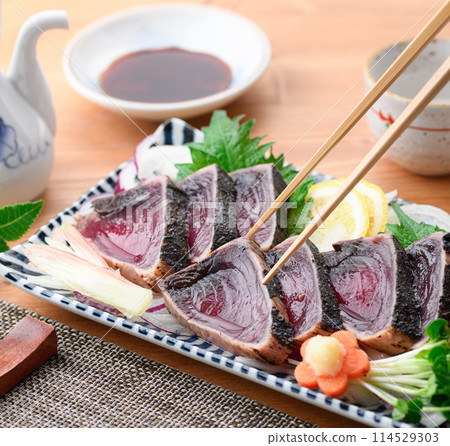 烤鰹魚 114529303