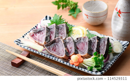 烤鰹魚 114529311