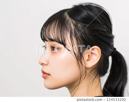 一個英俊的亞洲女人的個人資料 114533292