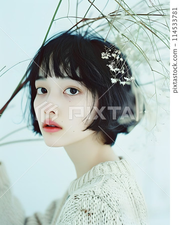 Portrait of a short-haired Asian woman 114533781
