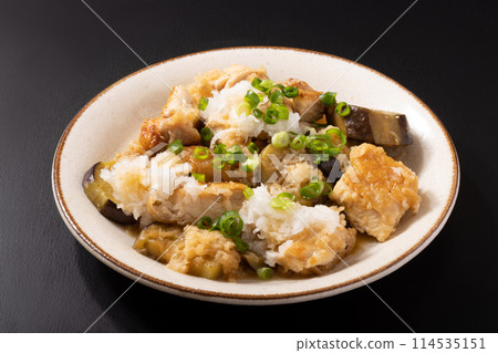 Chicken and eggplant with grated daikon radish and ponzu sauce 114535151