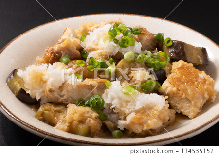 Chicken and eggplant with grated daikon radish and ponzu sauce 114535152