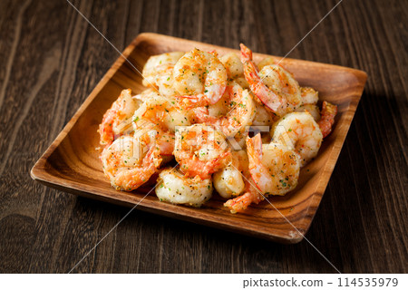 garlic shrimp  114535979