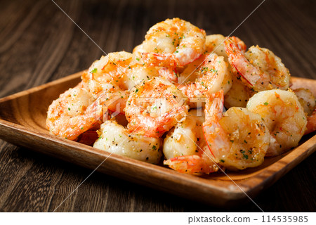 garlic shrimp  114535985