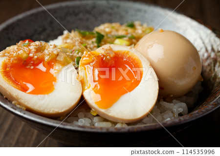 Drug Egg 114535996