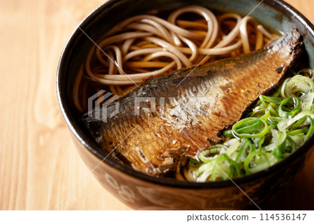 Fresh soba 114536147