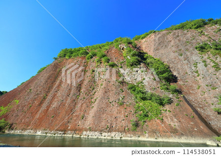 [Wakayama Prefecture] A monolith at Kozagawa River on a clear day 114538051