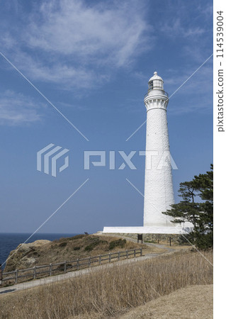 日本海沿岸的出雲日禦岬燈塔 114539004